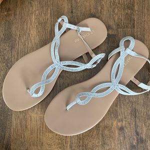 Le Chateau white sandals